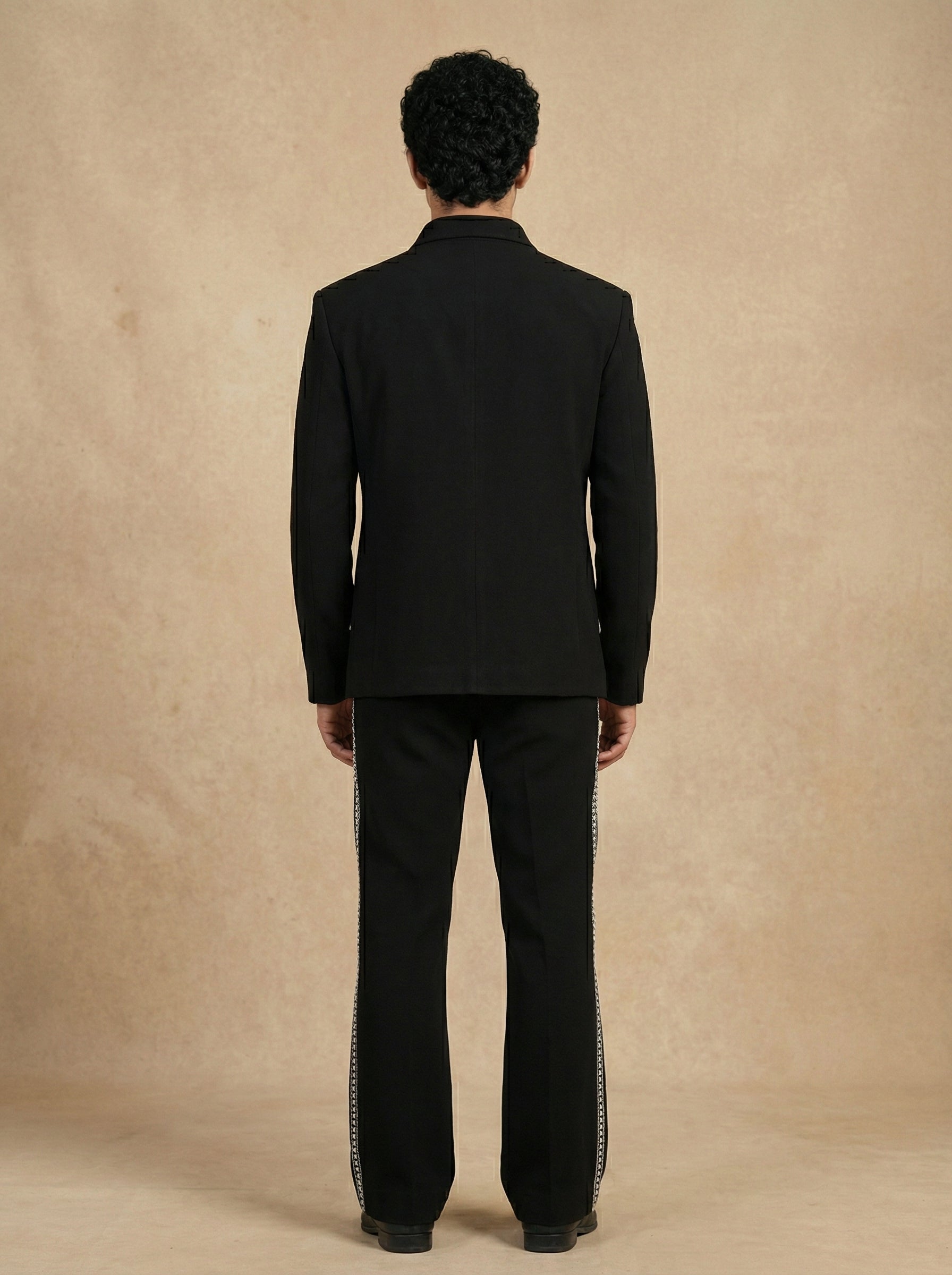 Shacket with thread work and zip